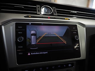 Kombi Volkswagen Passat 18 av 21