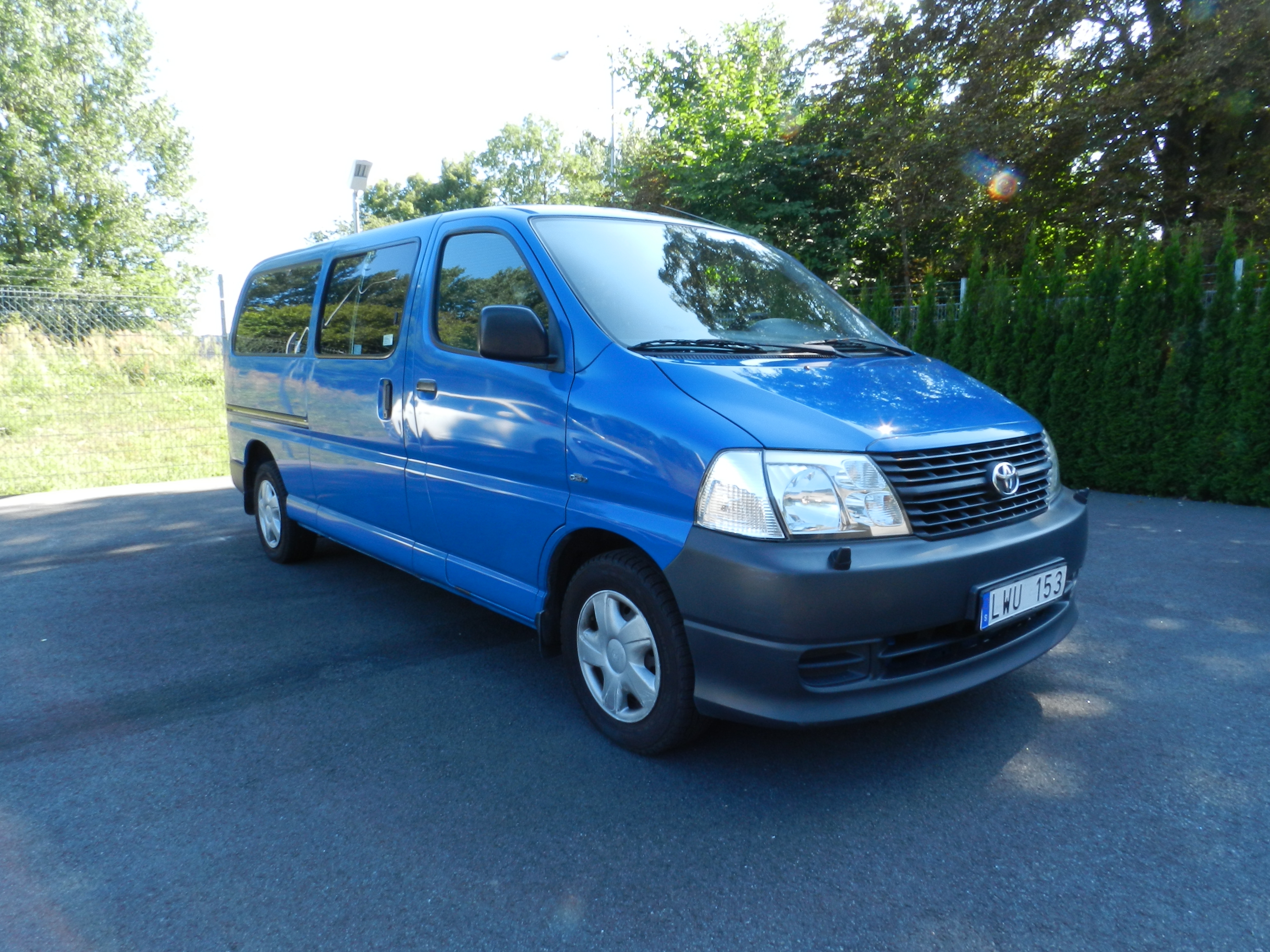 Toyota HiAce Minibuss 2.5 (117hk) 8-sits 2008, bild 2/45