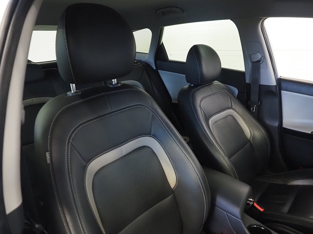 Kia Ceed _sw 1.6 CRDi EX Automat Business Backkamera Skinn