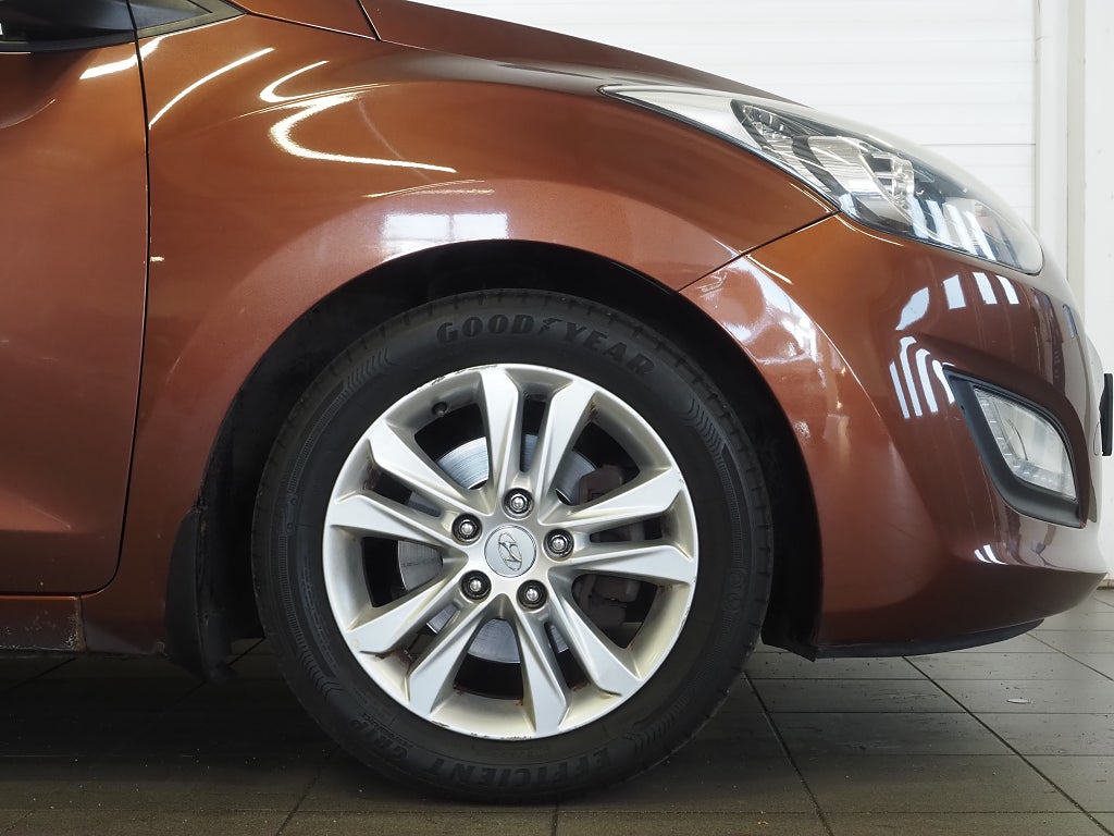 Hyundai i30 Kombi 1.6 GDI 135hk Aut Business Dragkrok Motorvärmare 2014