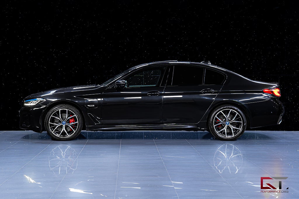BMW 530e M-Sport Pro Taklucka H/K Drag Laser 4-zons Kamera Värm