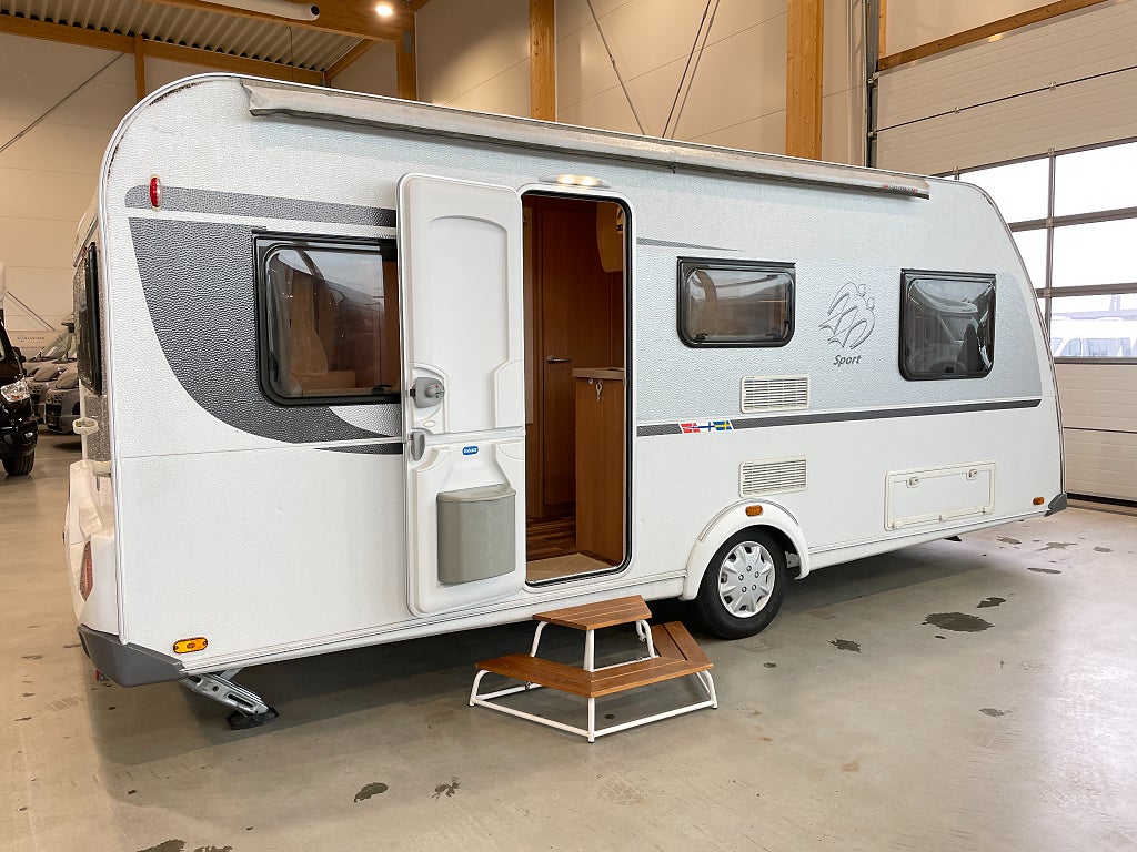 Knaus 500 Sport /Markis/1500kg totalvikt/Smidig resevagn/Långbäddar - Knaus