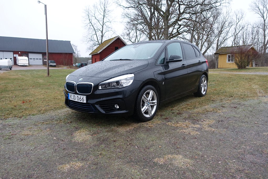 BMW 225xe Active Tourer Steptronic Sport line AWD Fullservad