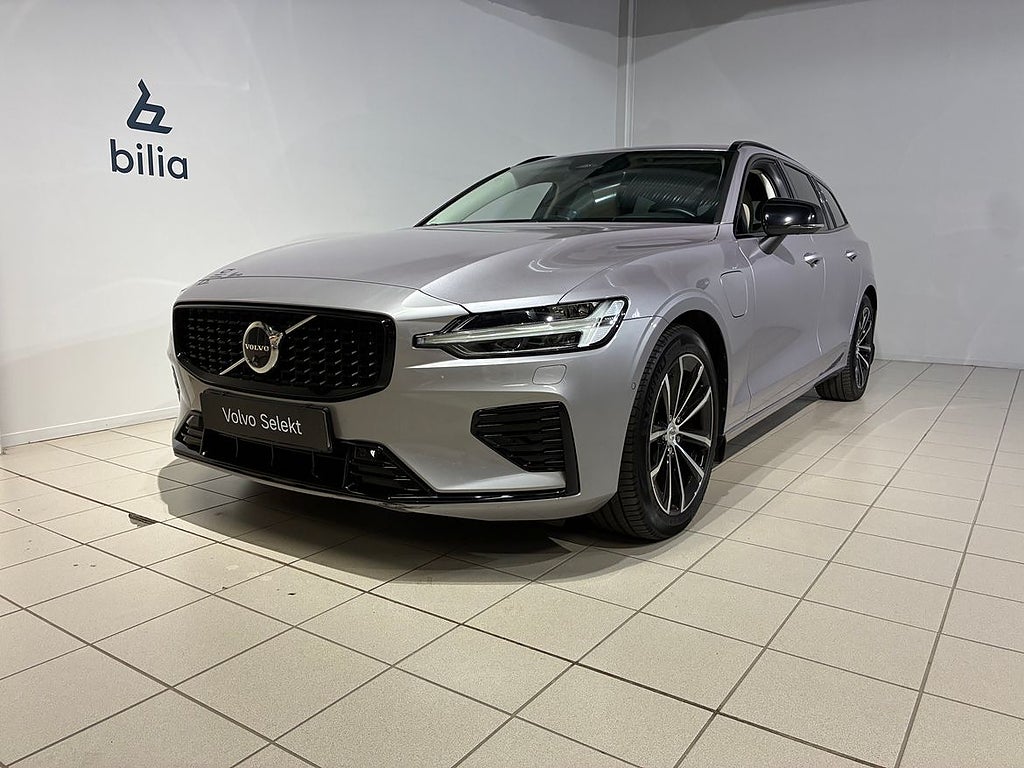 Volvo V60 T6 Plus Dark Nordic Edition | Teknikpaket | Dragkrok