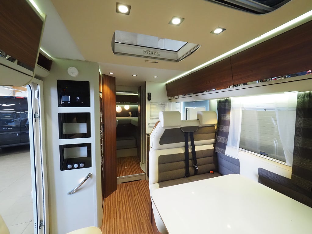 Adria Coral 670 SL Supreme I ALDE I Solcell I 150hk