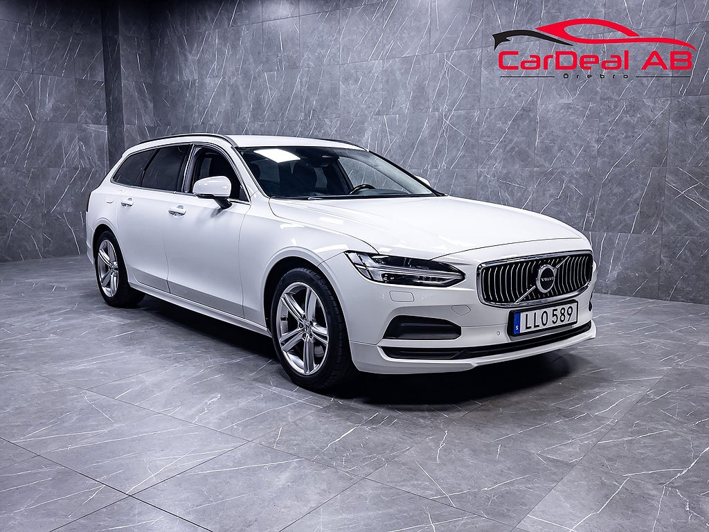 Volvo V90 B4 Momentum Adv. Värmare Skinn BLIS Kamera CarPlay Drag