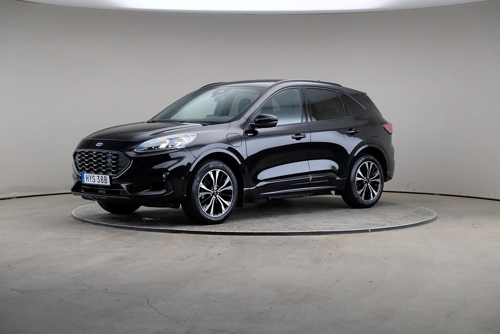 Ford Kuga Plug-In Hybrid 225hk ST-Line Drag