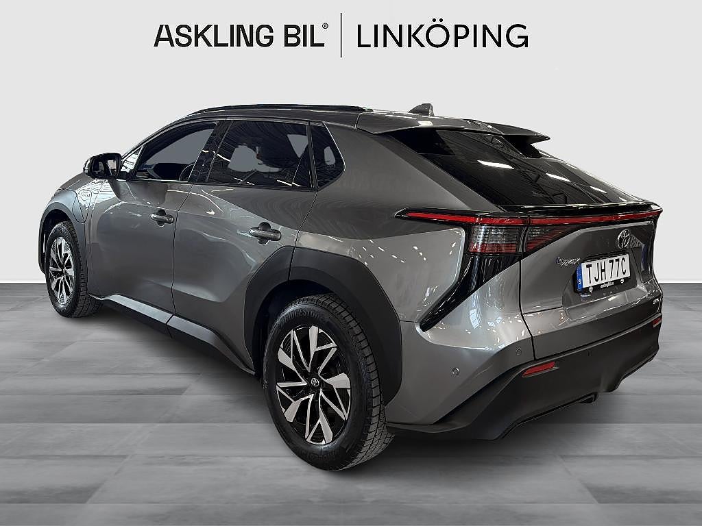 Toyota bZ4X 2022 - miniatyr 2