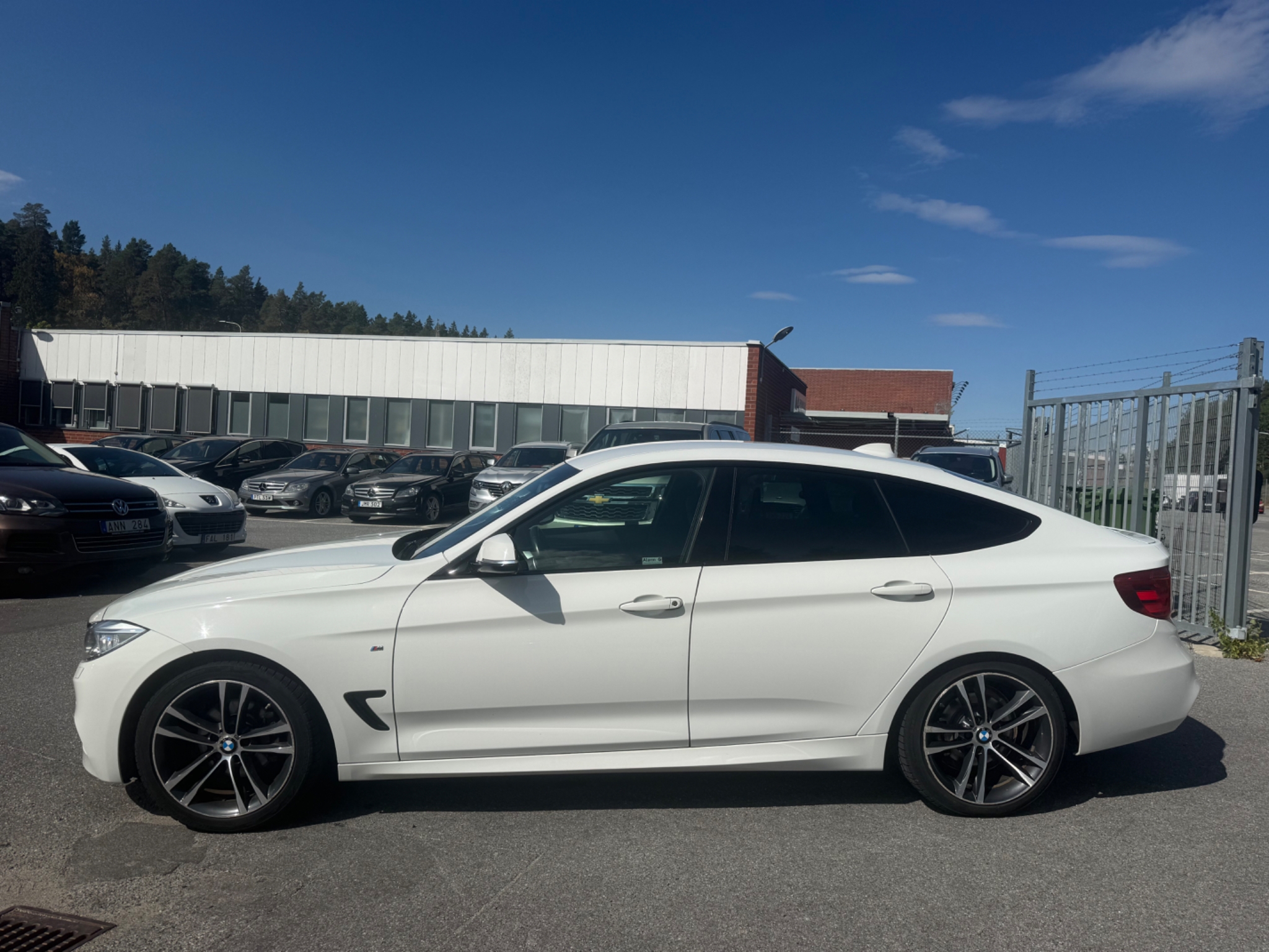 BMW 320 2015, bild 4/10