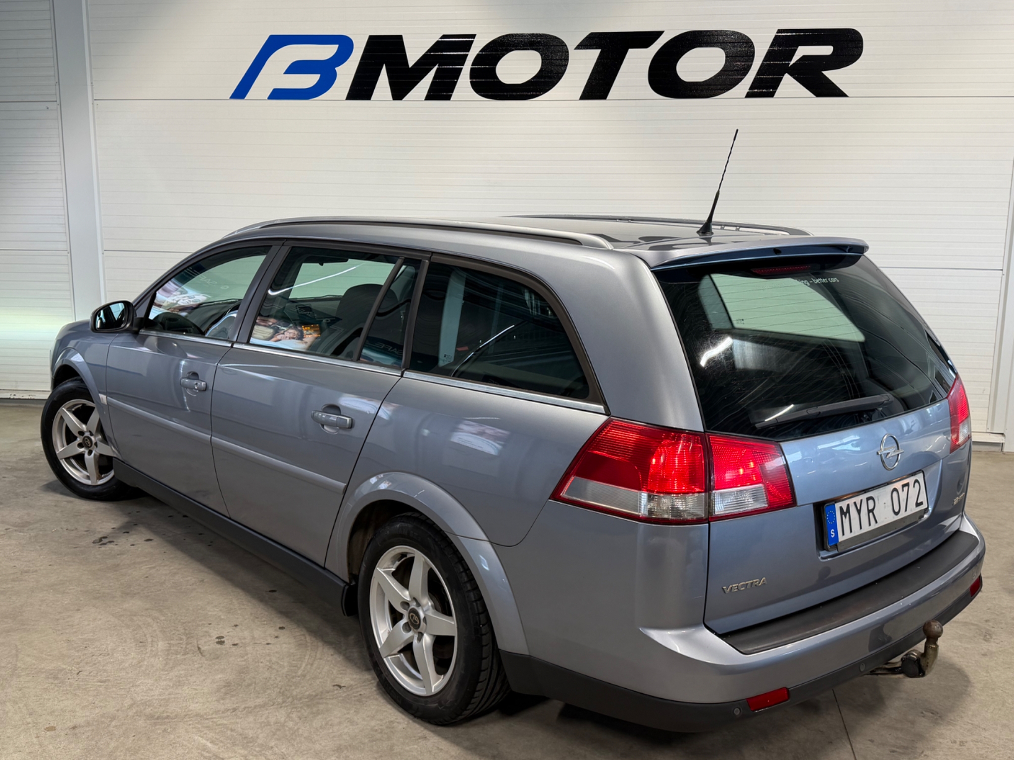 Opel Vectra Sedan 2.2 Direct Euro 4 2007, kuva 3/10