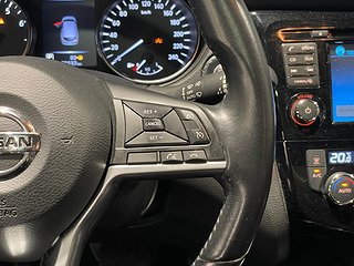SUV Nissan Qashqai 15 av 25
