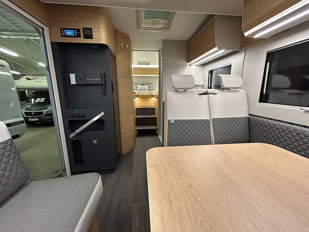 Adria Matrix 670 SL 60 Y /B-körkort/Taksäng/Automat/5 bältad - Adria