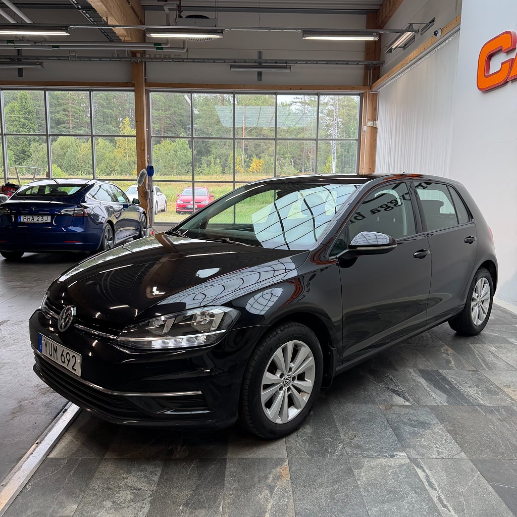 Volkswagen Golf 5-dörrar 1.6 TDI Base Carplay Adaptivfarthållare 116hk