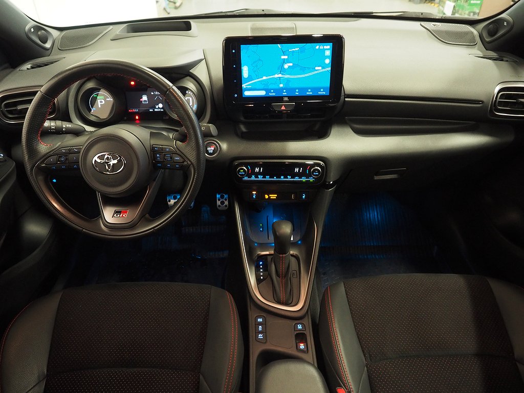 Toyota Yaris Hybrid 116hk CVT GR Sport |Navi|Backkamera|HUD| 2022