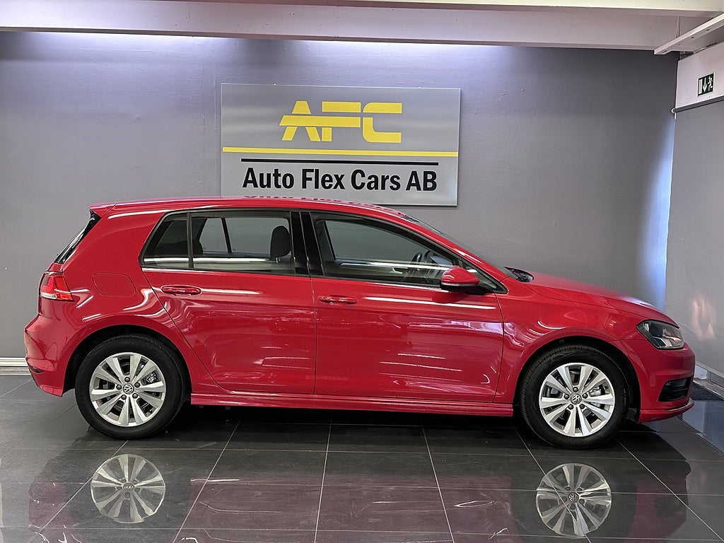 Volkswagen Golf 5-dörrar 1.2 TSI BMT Masters | R-line | Kamera | S+V