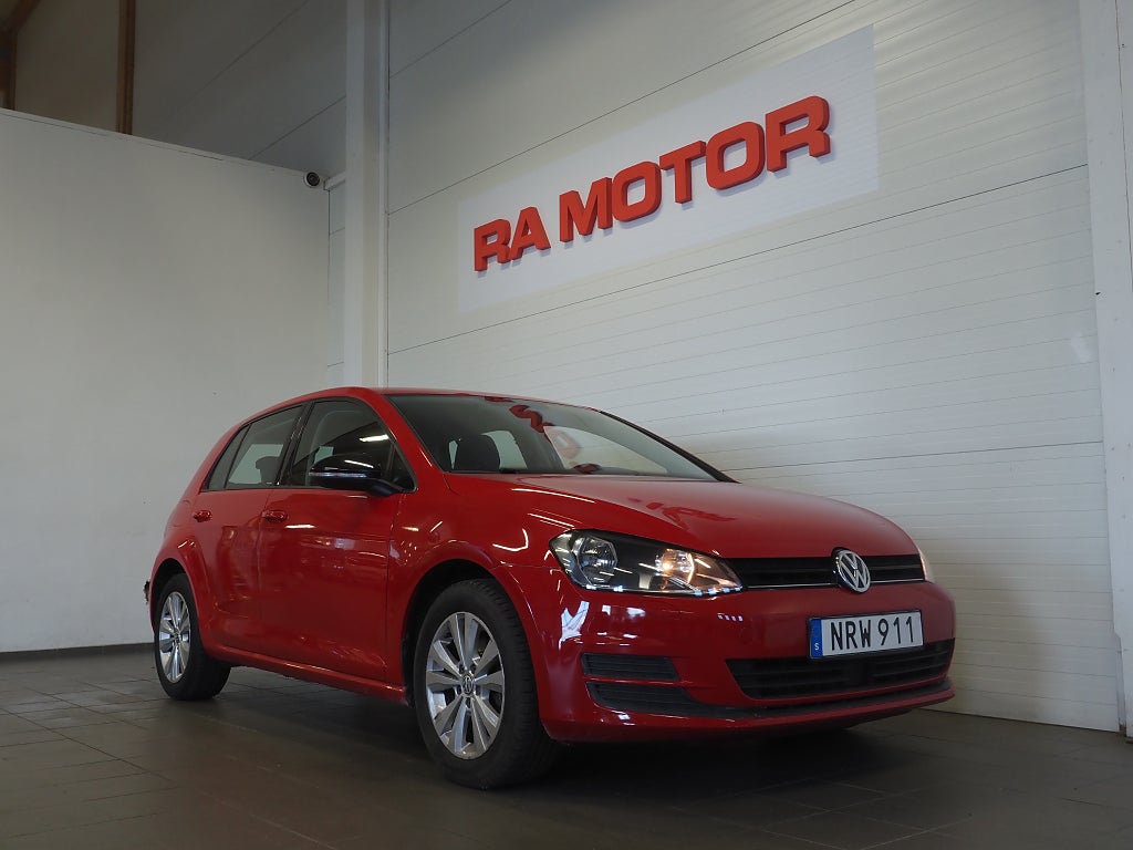 Volkswagen Golf 5-dörrar 1.2 TSI BMT Base | Bluetooth | Adaptiv farth | 2016