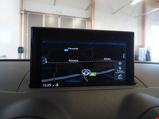 Sedan Audi RS3 18 av 20