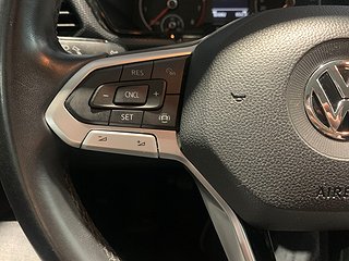 SUV Volkswagen T-CROSS 14 av 20