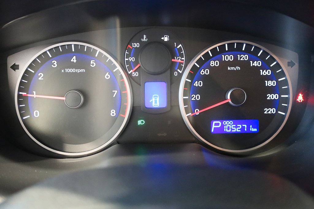 Hyundai i20 5-dörrar 1.4 Aut Premium PDC Blåtand 2014