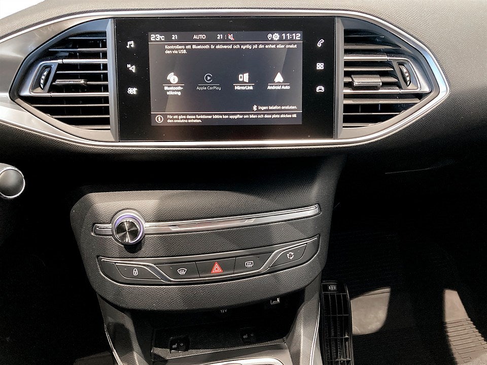 Bild på Peugeot 308 5D Allure 1.2 PT 130hk Aut - DRAG, CARPLAY