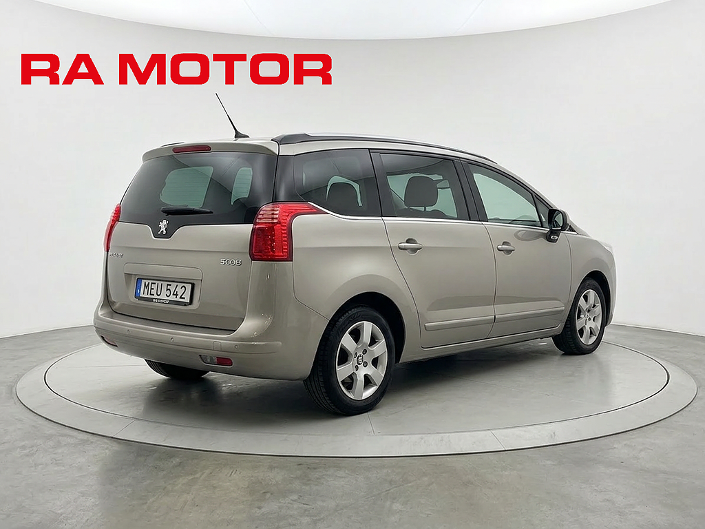 Peugeot 5008 1.2 PureTech 130hk | 7-sits | Farthållare 2015
