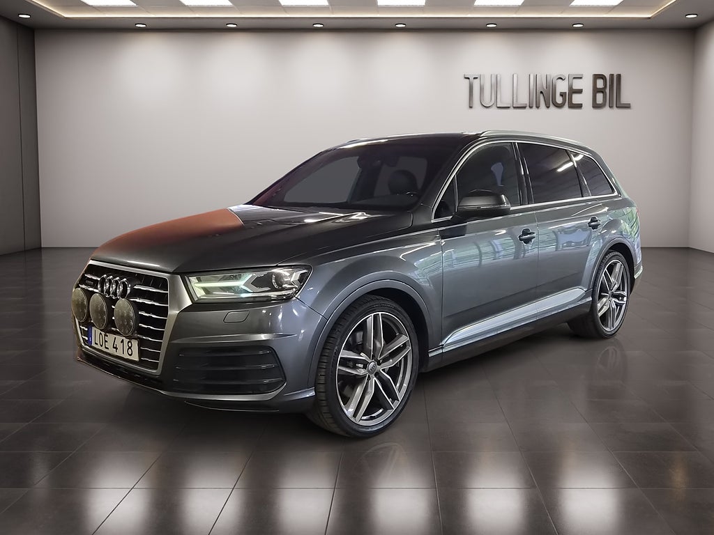 Audi Q7 3.0 TDI 272HK S-Line 7-Sits Luft BOSE Cockpit Drag 22”