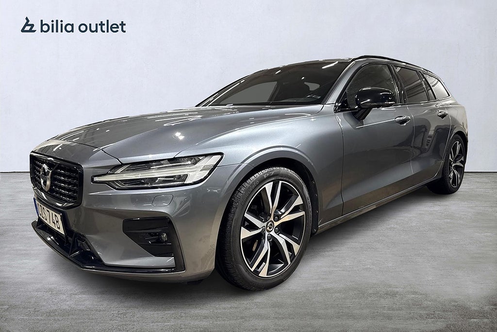 Volvo V60 D4 R-Design / Pano / HUD / H/K / Skinn / 360° / Navi