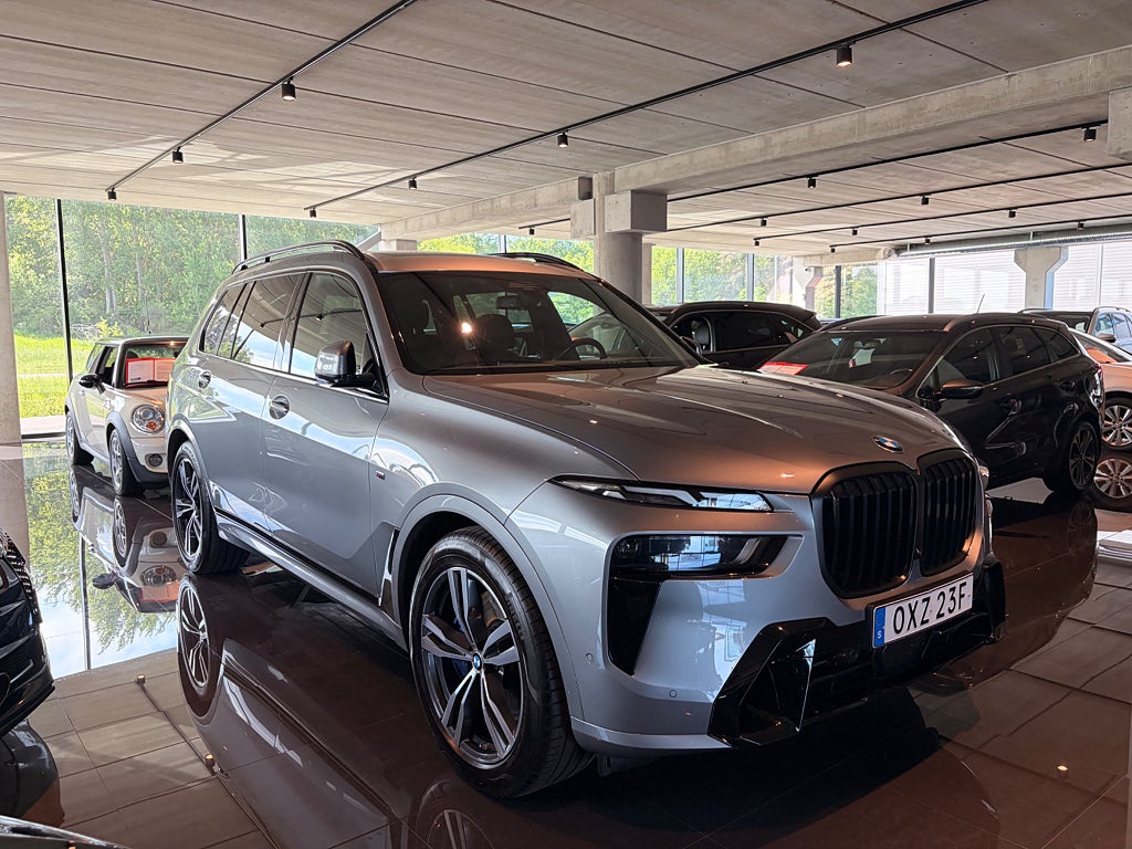 BMW X7 xDrive40d * M Sport * 7-sitsig * Facelift * Massage * 