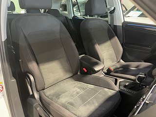 SUV Volkswagen Tiguan 8 av 27
