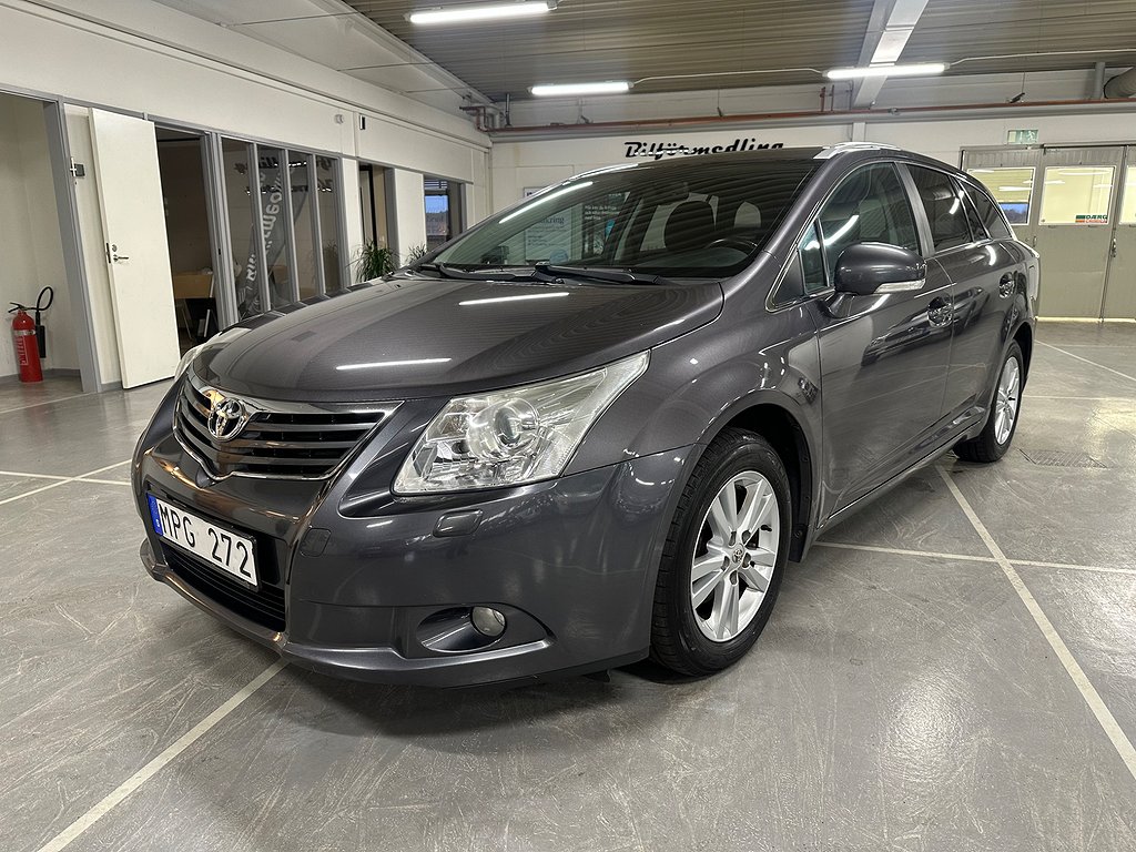 Toyota Avensis Kombi 1.8 Valvematic Business Euro 4 Nyservad