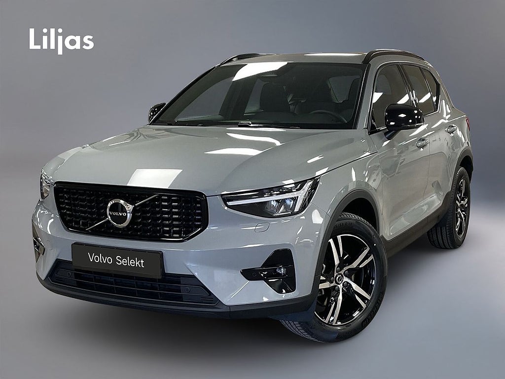 Volvo XC40 B4 FWD Bensin Plus Dark//Adaptiv Farthållare//...