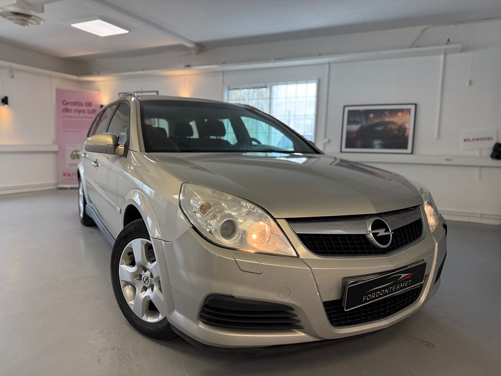 Opel Vectra Caravan 2.0 Turbo ** Nybesiktad**