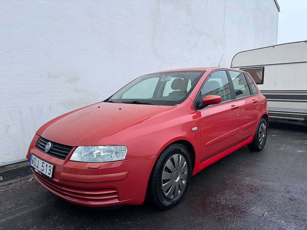 Fiat Stilo 5-dörrar 1.6 Lågmil, Nybesiktigad, Citydrive 