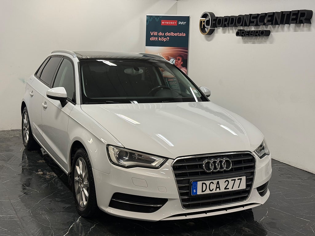 Audi A3 Sportback 1.6 TDI S Tronic Attraction Dragkrok | Panorama