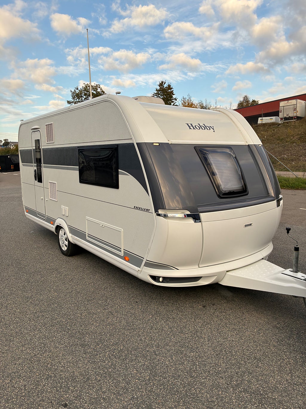 Hobby 460 SL EXCELLENT - AC - LÅNGBÄDDAR - 