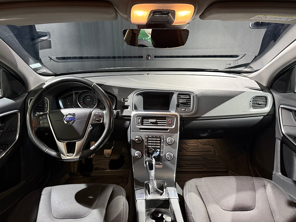 Volvo V60 2018 - miniatyr 10
