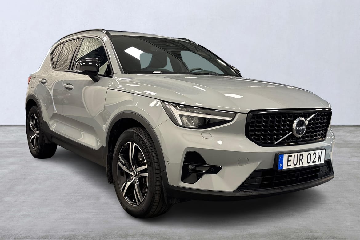 Volvo XC40 B3 Plus Dark 2025, bild 6/10