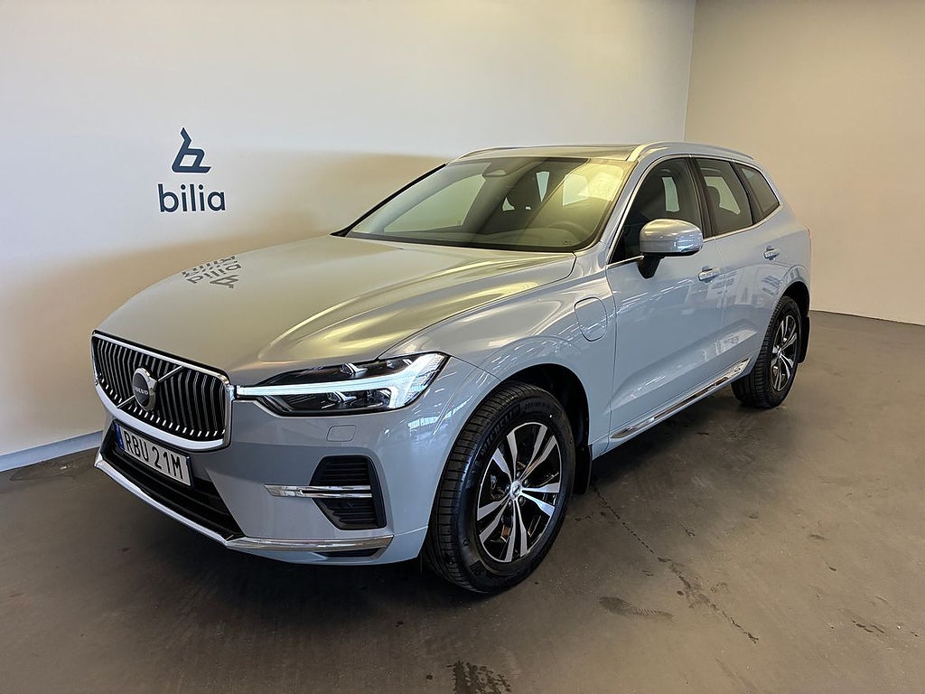 Volvo XC60 T6 Core Nordic Edition / Panoramatak / Dragkro...