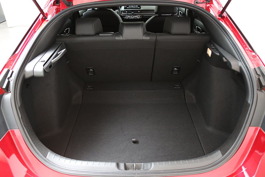 Honda Civic e:HEV e-CVT Sport 184hk Navi Serviceavtal Dragkrok 2023