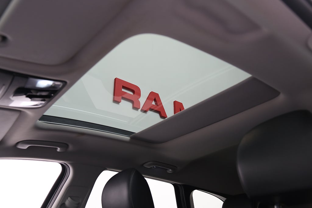 Kia Ceed Sportswagon Plug-in Plus 2 Panorama Skinn Drag Värmare 2021