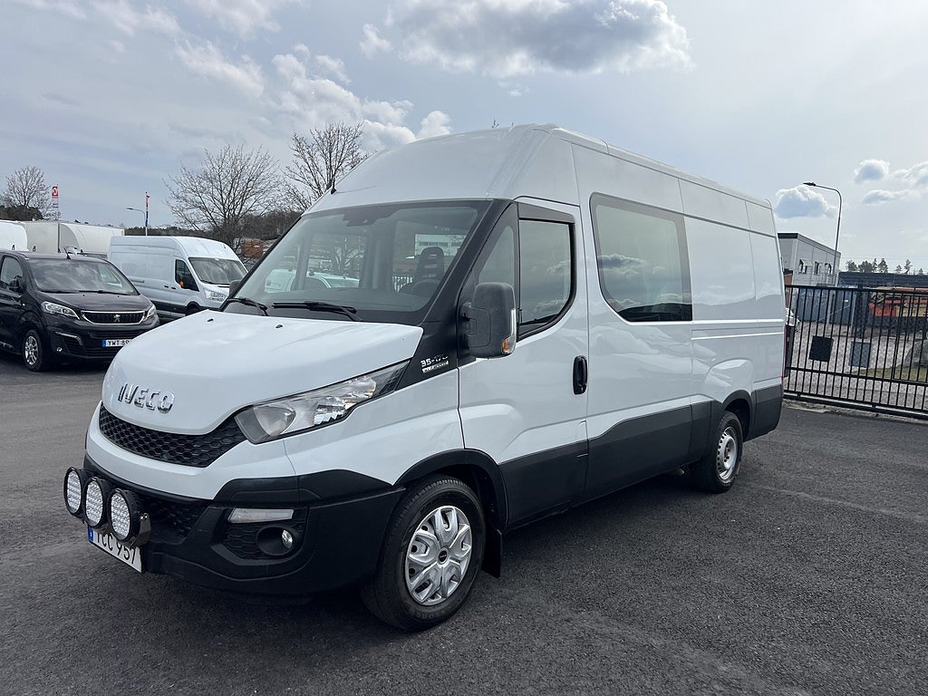 Iveco Daily 35-170 Skåpbil 3.0 JTD Hi- 6 SIST -PLATSER