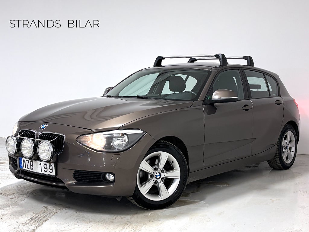 BMW 118d 5-dörrars Steptronic / Drag / Sensorer / 1-ägare