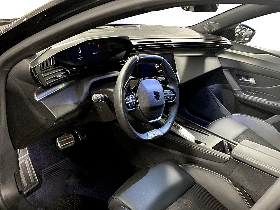 Bild på Peugeot 308 SW GT 1.2 PT 130hk Aut B-KAMERA CARPLAY