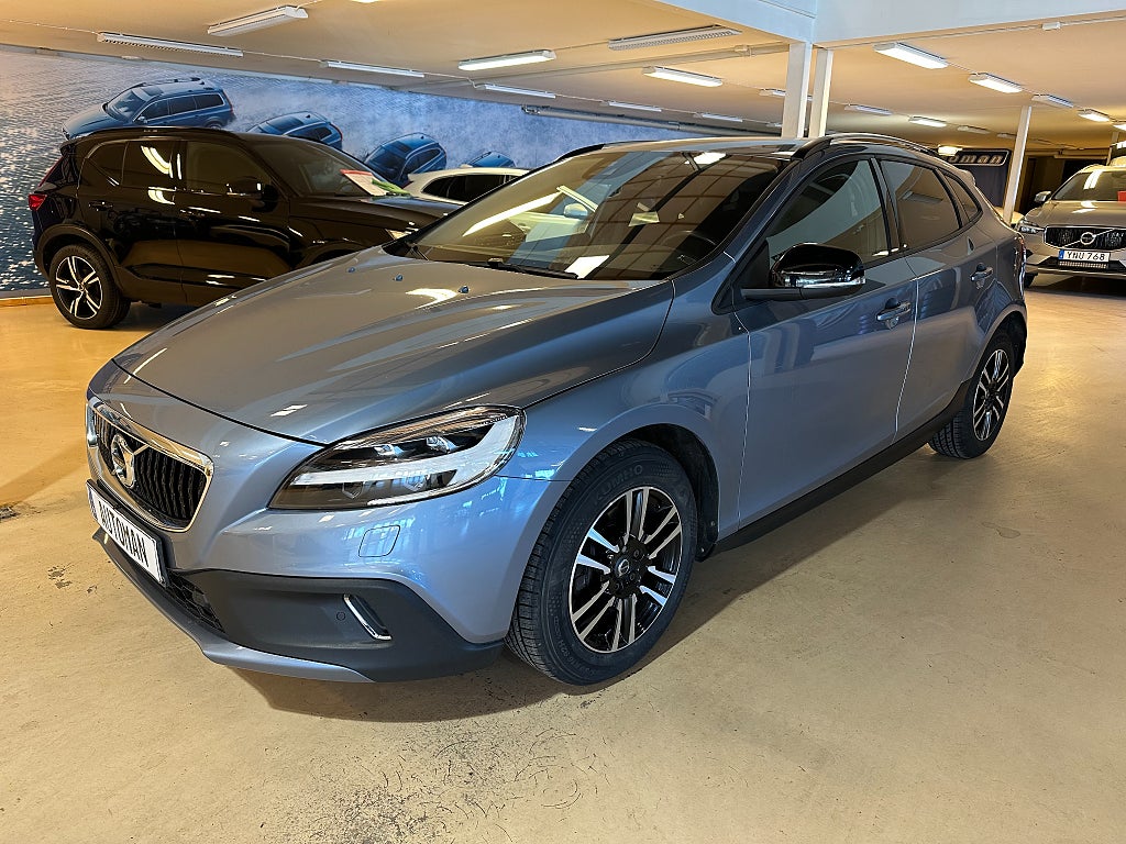 Volvo V40 Cross Country D3 Pro Edition Läder Navi Backkamera H/K V-hjul