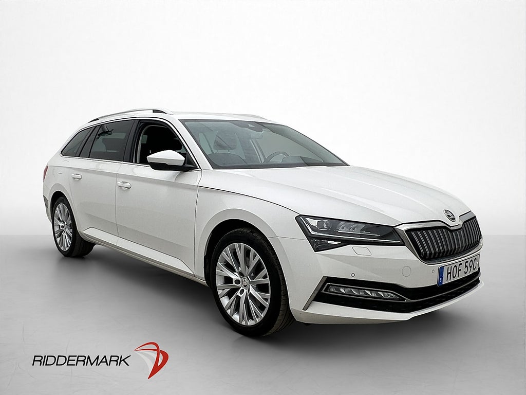 Skoda Superb iV 218hk Business Cockpit Värmare Canton Drag