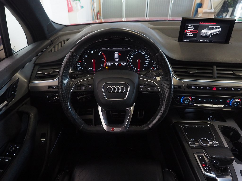 Audi Q7 3.0 TDI V6 272hk Quattro S-Line |Drag|D-värm|7-sits 2018