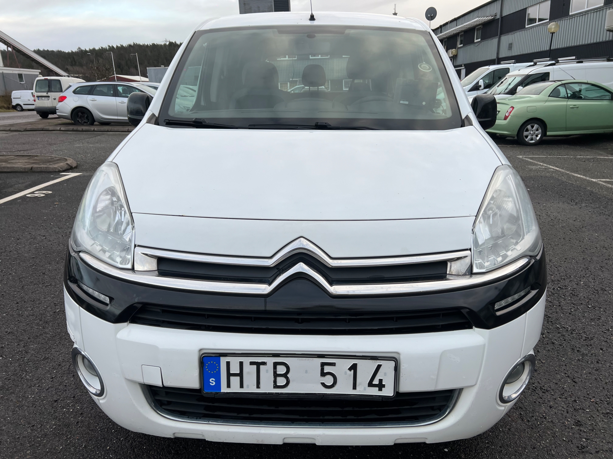 Citroen Berlingo Multispace 1.6 VTi 2013, kuva 3/40