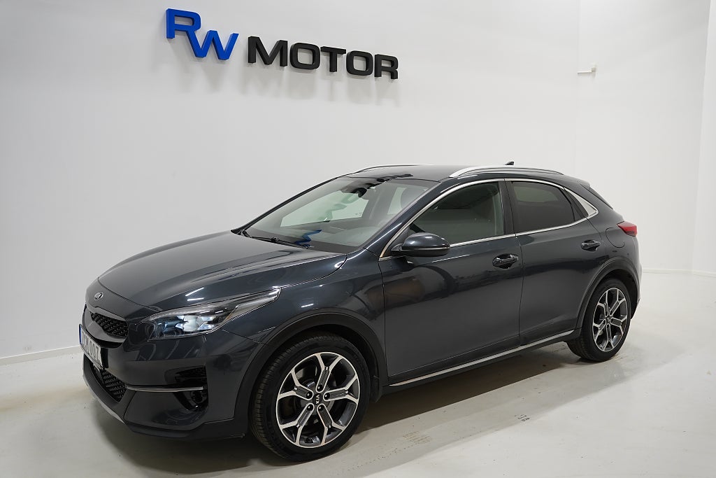 Kia Xceed 1.4 T-GDI 140hk B-kamera Navi Carplay P-sensorer 18" 