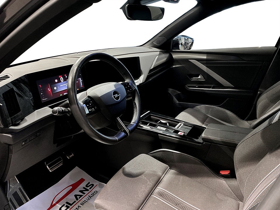 Bild på Opel Astra ST GS 1.2 PT 130hk Aut B-KAMERA RATTVÄRME