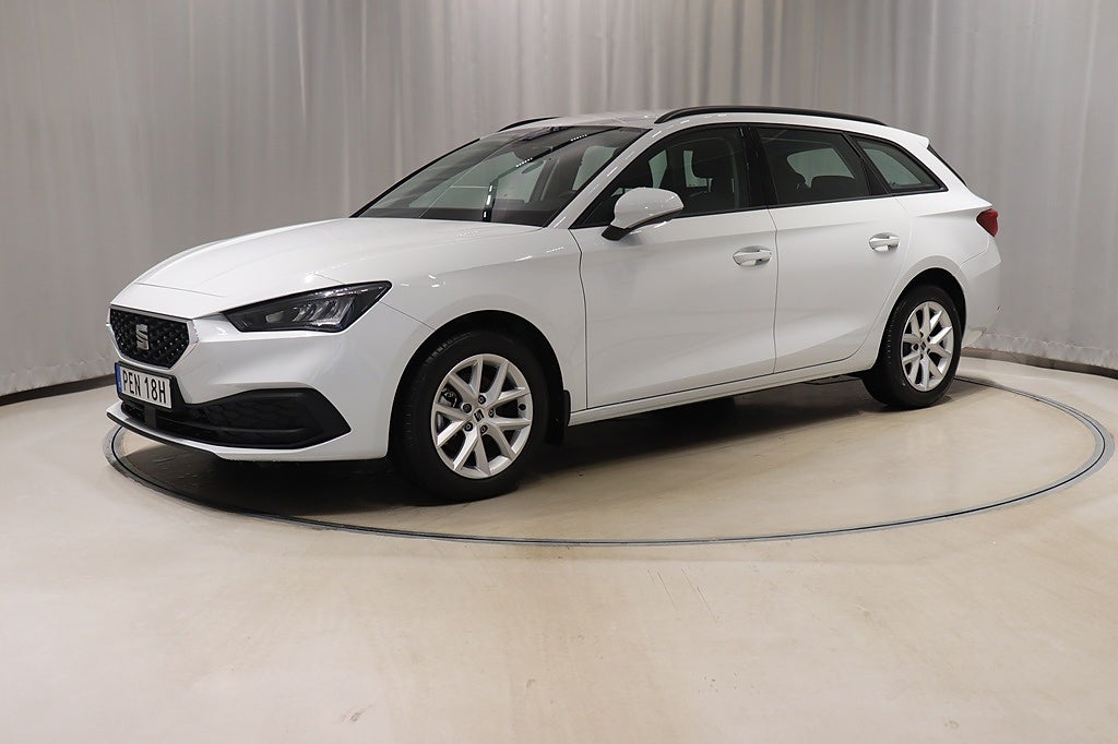 Seat Leon Sportstourer 1.5 eTSI 115hk Aut Drag Värmare Senso 2025